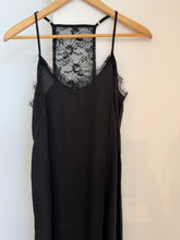Cargar imagen en el visor de la galería, VESTIDO ENCAJE LARGO (VARIOS COLORES)