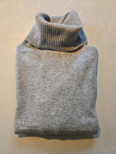 Cargar imagen en el visor de la galería, Chaleco Algodón Cuello Tortuga