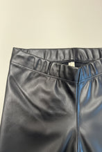 Cargar imagen en el visor de la galería, Legging Cuerina Forrada Negra tiro alto