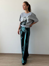 Cargar imagen en el visor de la galería, Pantalón verde metalizado ancho con pretina alta