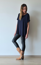 Cargar imagen en el visor de la galería, POLERA ALGODON MANGA CORTA