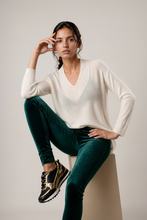 Cargar imagen en el visor de la galería, Legging Terciopelo Verde Esmeralda