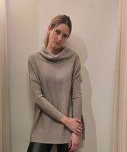 Cargar imagen en el visor de la galería, CHALECO EMA