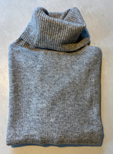 Cargar imagen en el visor de la galería, Chaleco Algodón Cuello Tortuga