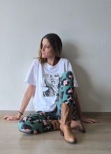 Cargar imagen en el visor de la galería, LEGGING LYCRA ANIMAL PRINT VERDE