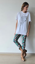 Cargar imagen en el visor de la galería, LEGGING LYCRA ANIMAL PRINT VERDE