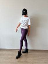 Cargar imagen en el visor de la galería, Legging Lycra Morada Opaca