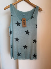 Cargar imagen en el visor de la galería, POLERA HILO ESTRELLA