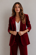 Cargar imagen en el visor de la galería, Blazer Terciopelo Largo Rojo