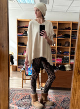 Cargar imagen en el visor de la galería, LEGGING ALGODON ANIMAL PRINT