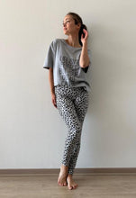 Cargar imagen en el visor de la galería, LEGGING LYCRA DUBAI