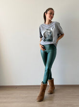 Cargar imagen en el visor de la galería, LEGGING CUERINA FORRADA VERDE