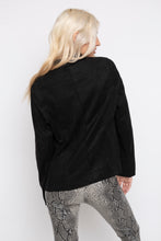 Cargar imagen en el visor de la galería, LEGGING CUERINA SNAKE NEGRO