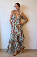 Cargar imagen en el visor de la galería, VESTIDO LARGO SEDA ESTAMPADO (VARIOS DISEÑOS)