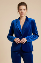 Cargar imagen en el visor de la galería, Blazer Terciopelo Azul Rey