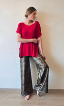 Cargar imagen en el visor de la galería, pantalon cuerina dorado animal print mujer tiro alto fran del solar