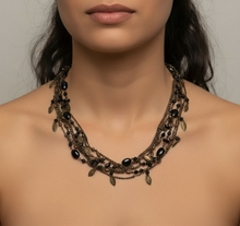 Cargar imagen en el visor de la galería, COLLAR PIEDRAS NEGRAS