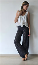 Cargar imagen en el visor de la galería, PANTALON SOFIA ENCAJE