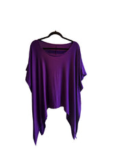 Cargar imagen en el visor de la galería, Polera algodón asimétrica