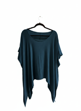 Cargar imagen en el visor de la galería, POLERA ALGODON ASIMETRICA