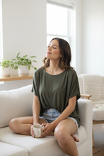 Cargar imagen en el visor de la galería, Polera suelta algodón manga corta