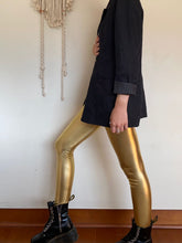 Cargar imagen en el visor de la galería, LEGGING DORADA