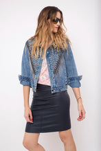 Cargar imagen en el visor de la galería, FALDA 3/4 CUERINA AZUL MARINO