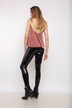 Cargar imagen en el visor de la galería, LEGGING LATEX NEGRA