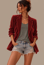 Cargar imagen en el visor de la galería, Blazer Terciopelo Largo Rojo
