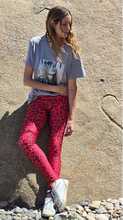 Cargar imagen en el visor de la galería, POLERA KATE VOGUE

