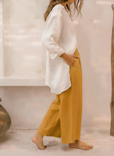 Cargar imagen en el visor de la galería, PANTALON LINO MOSTAZA
