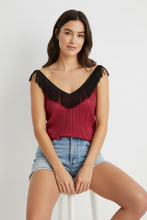 Cargar imagen en el visor de la galería, Polera Flecos - Varios Diseños
