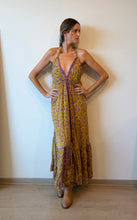 Cargar imagen en el visor de la galería, VESTIDO SARA
