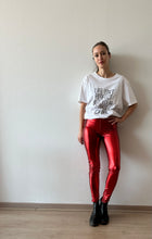 Cargar imagen en el visor de la galería, LEGGING BOMBAI (METALIZADA ROJA)
