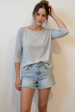 Cargar imagen en el visor de la galería, Polera algodón manga 3/4
