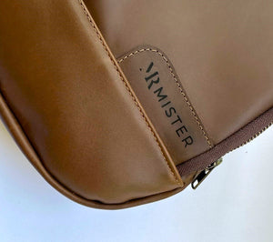 BOLSO CHICO DE CUERO HOMBRE