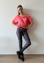 Cargar imagen en el visor de la galería, LEGGING LYCRA PAJARITOS
