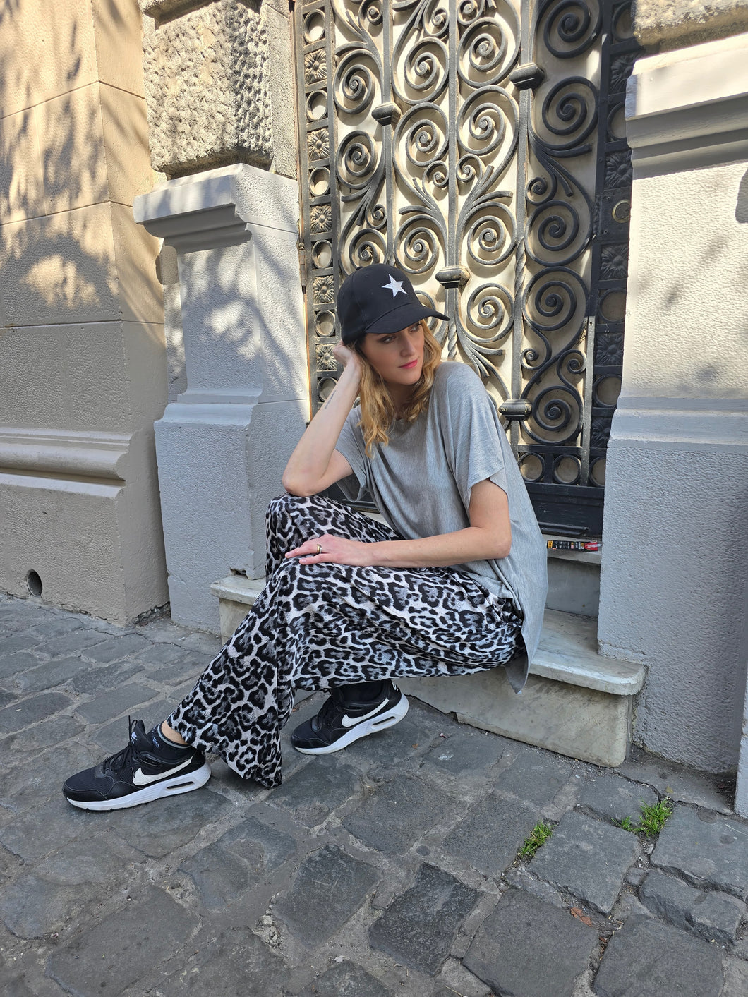 PANTALON SATIN ANIMAL PRINT
