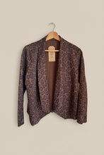 Cargar imagen en el visor de la galería, Blazer Gamuza Animal Print
