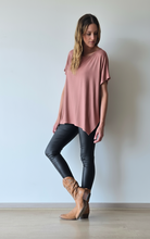 Cargar imagen en el visor de la galería, POLERA ALGODON MANGA CORTA
