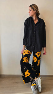 PANTALON SOFIA TERCIOPELO FLORES AMARILLAS