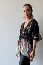 Cargar imagen en el visor de la galería, BLUSA TAPADO SOFÍA
