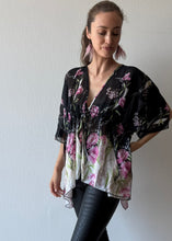 Cargar imagen en el visor de la galería, BLUSA TAPADO SOFÍA
