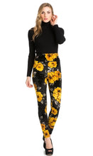 Cargar imagen en el visor de la galería, Legging Terciopelo Flores Amarillas
