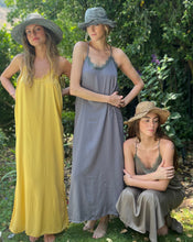 Cargar imagen en el visor de la galería, VESTIDO ENCAJE LARGO (VARIOS COLORES)
