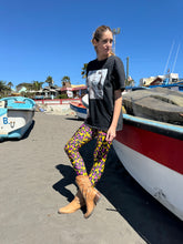Cargar imagen en el visor de la galería, LEGGING LYCRA ANIMAL PRINT AMARILLA
