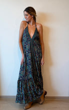 Cargar imagen en el visor de la galería, VESTIDO SEDA ESTAMPADO (VARIOS DISEÑOS)
