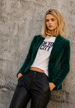 Cargar imagen en el visor de la galería, Blazer Terciopelo Verde Esmeralda
