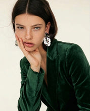 Cargar imagen en el visor de la galería, Blazer Terciopelo Verde Esmeralda
