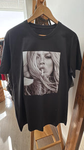 POLERA KATE FUMANDO
